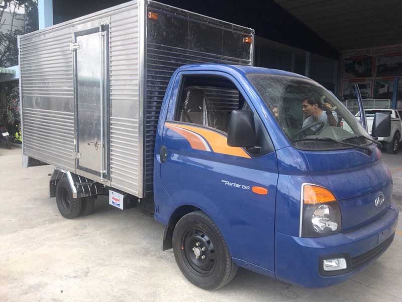 ben-phai-xe